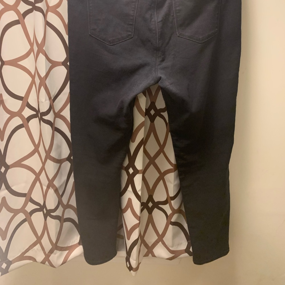 Jeans👖 - Picture 11 of 12